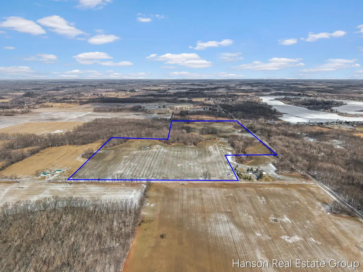 3191 Murray Lake Avenue Ne, Lowell, MI 49331 - #1