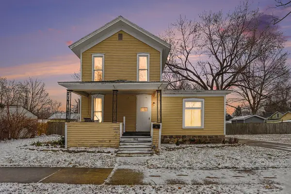 711 Maple Street, Three Rivers, MI 49093