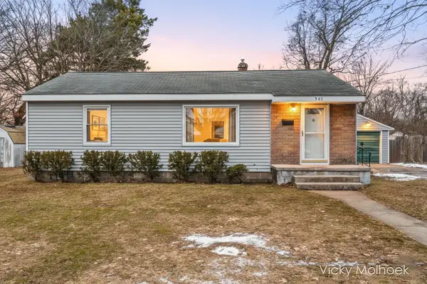 341 Jean Street Sw, Grand Rapids, MI 49548