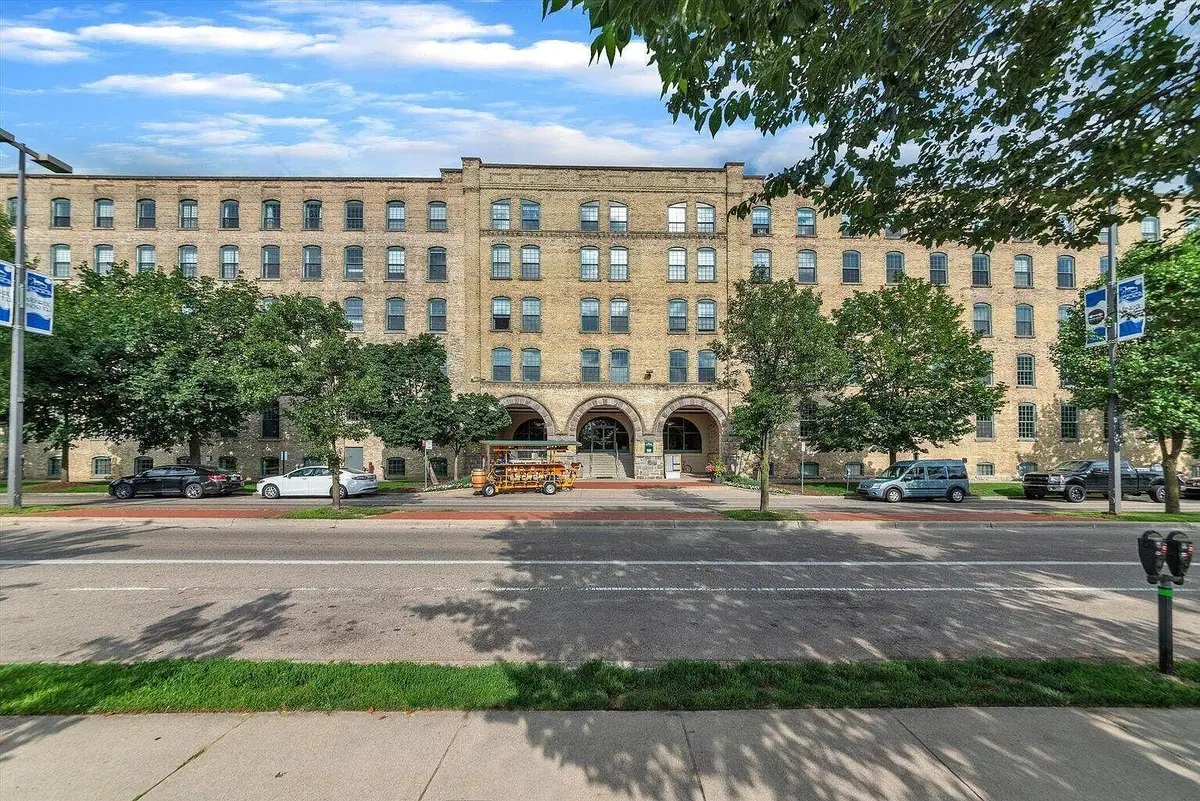 940 Monroe Avenue Nw #429, Grand Rapids, MI 49503 - #1