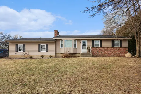 625 Summerset Drive, Jenison, MI 49428