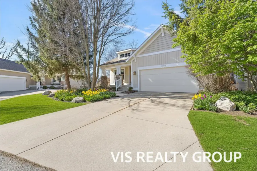 2199 W Greenstone Drive Se, Grand Rapids, MI 49546 - #3