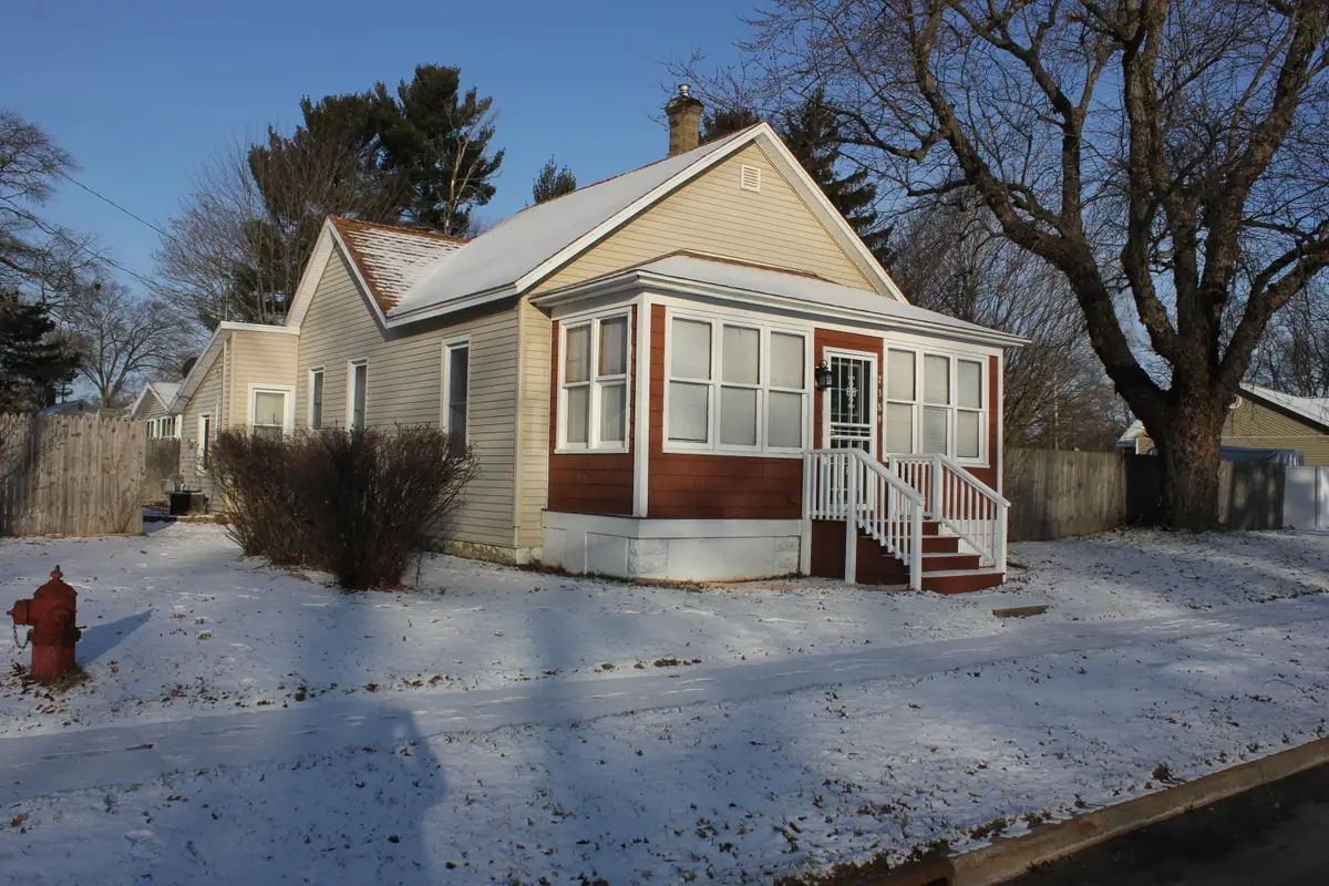 2389 Mccracken Street, Muskegon, MI 49441 - #1