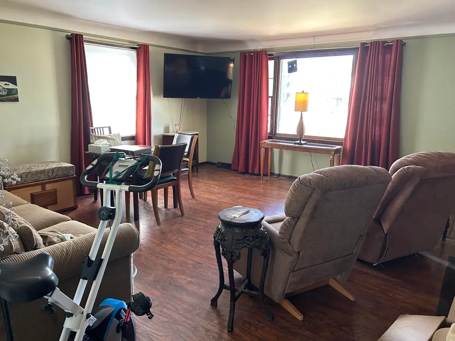 15701 Heide Street, Rockwood, MI 48173 - #3