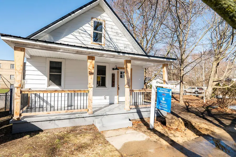 2102 Morton Avenue, Muskegon, MI 49441 - #2