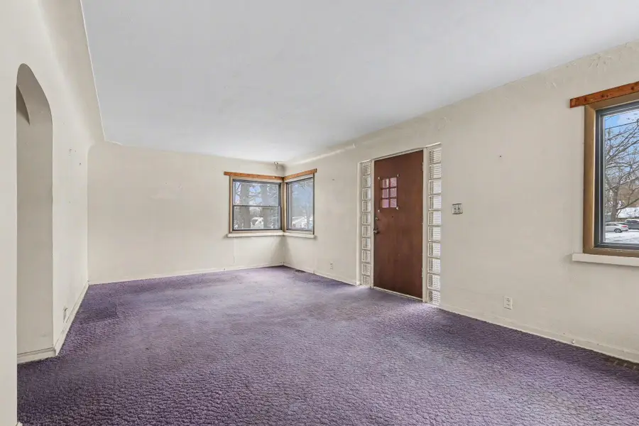 2675 Woodward Avenue Sw, Wyoming, MI 49509 - #3