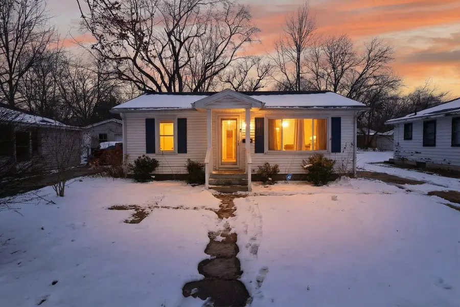 208 Sherwood Street, Dowagiac, MI 49047 - #2