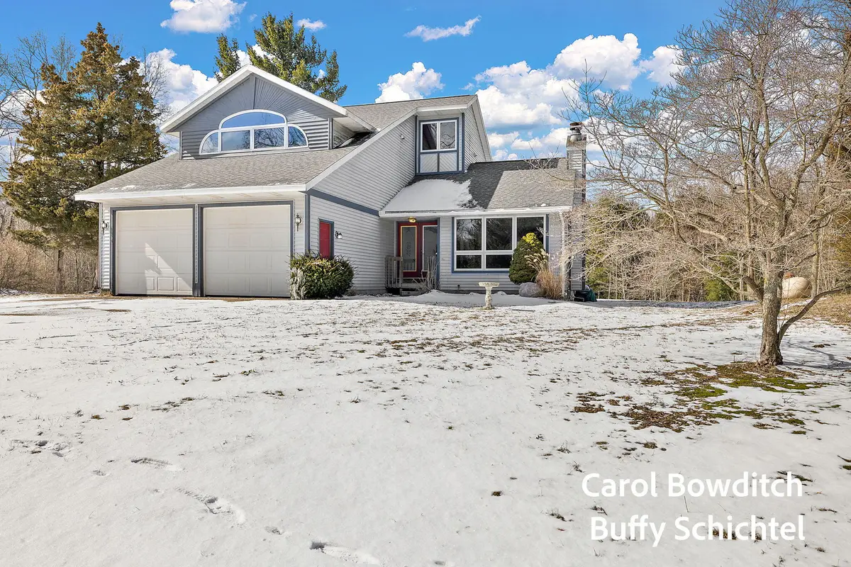 10367 152nd Avenue, West Olive, MI 49460 - #1