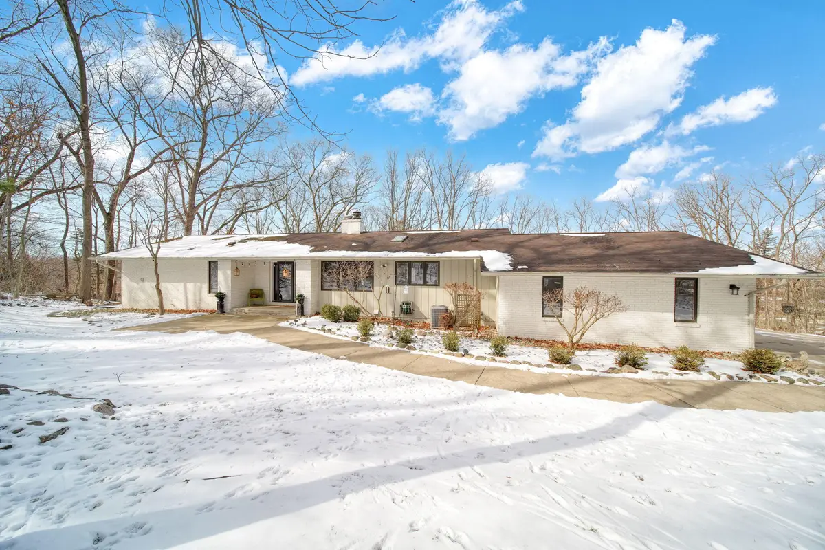 1910 Essex Lane, Jackson, MI 49203 - #1