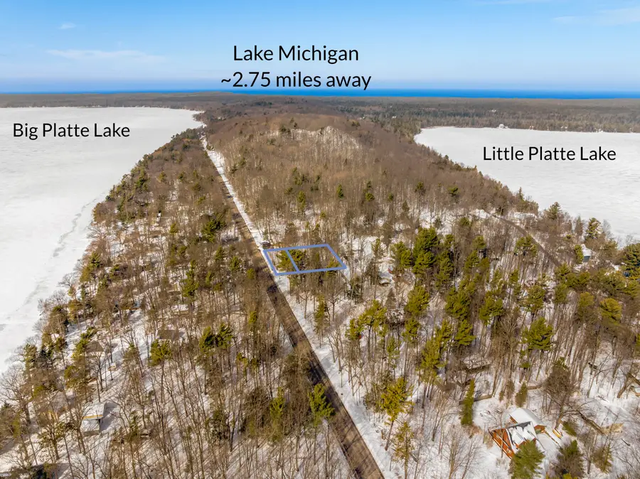 102-104 Poplar Avenue, Honor, MI 49640 - #2