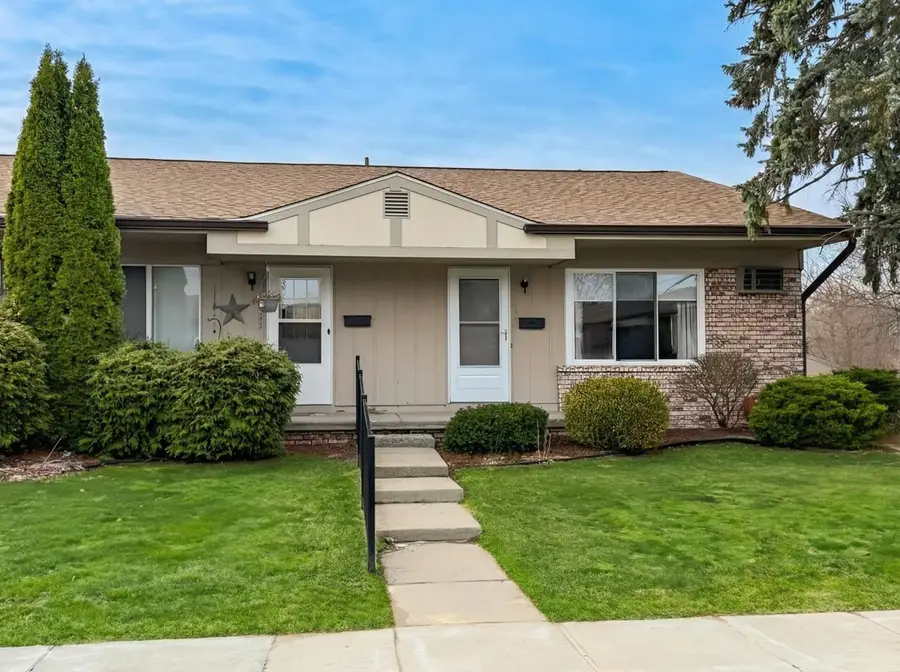 25225 Potomac Drive #8, South Lyon, MI 48178 - #3