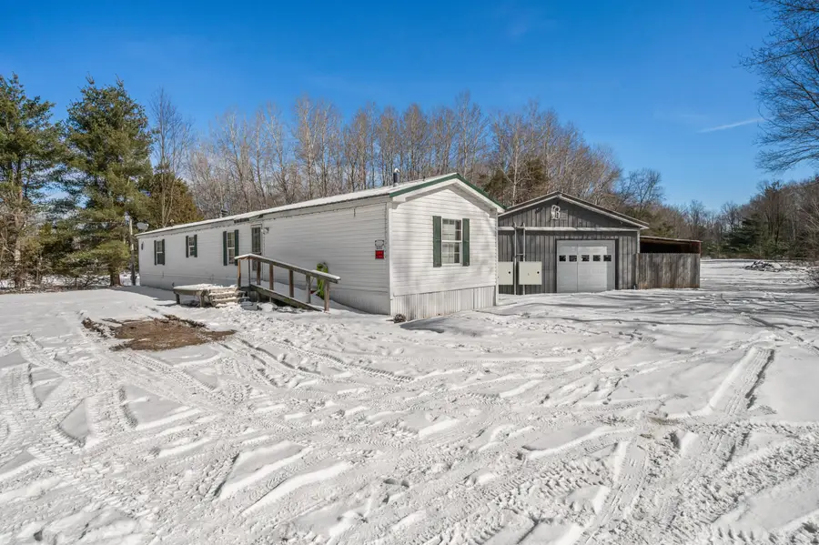 22132 15th Ave, Sears, MI 49679 - #2