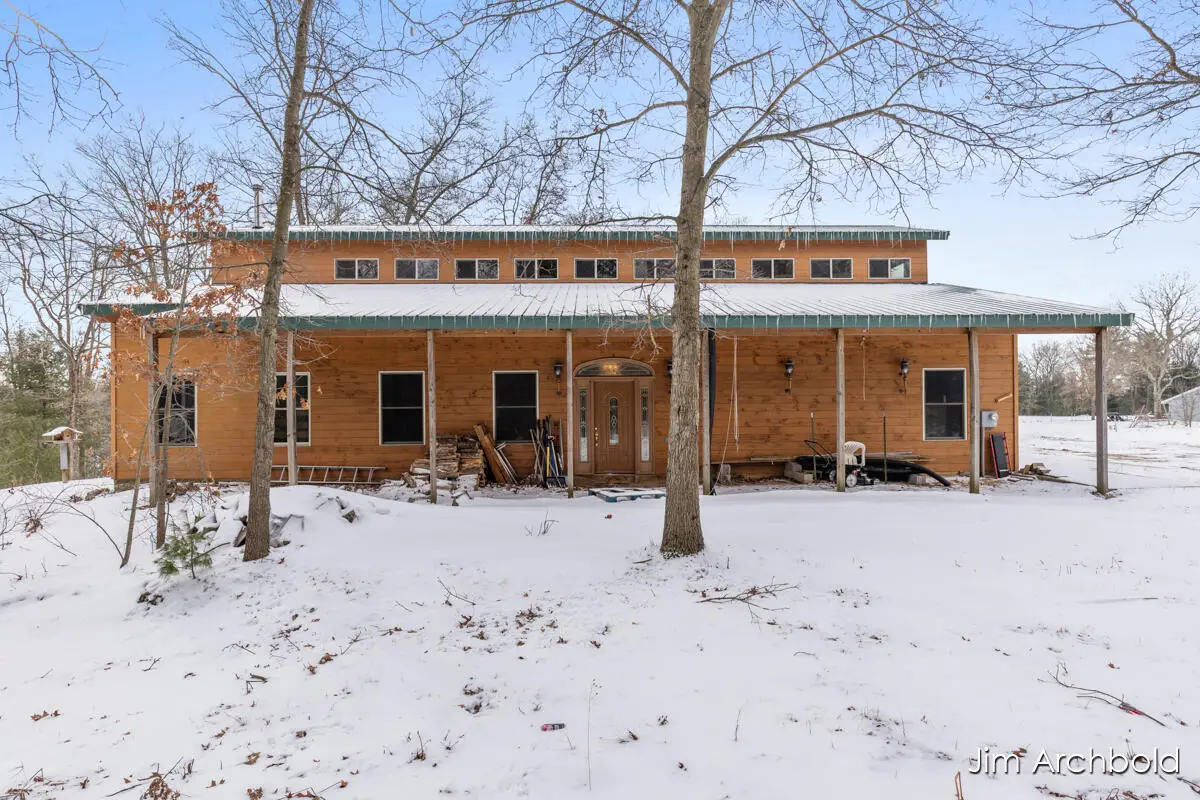 1591 W Fruitvale Road, Montague, MI 49437 - #1