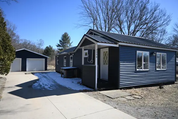 2096 S Mill Iron Road, Muskegon, MI 49442