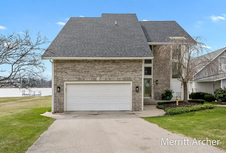 1499 Glenwood Avenue, Muskegon, MI 49445 - #2