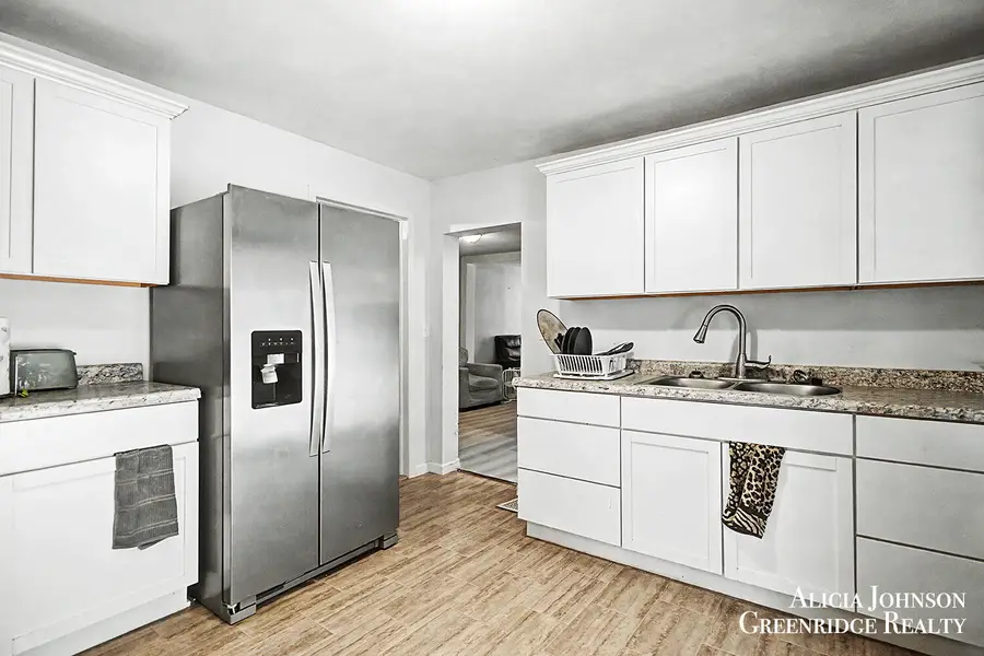 721 S Pearl Street, Belding, MI 48809 - #3