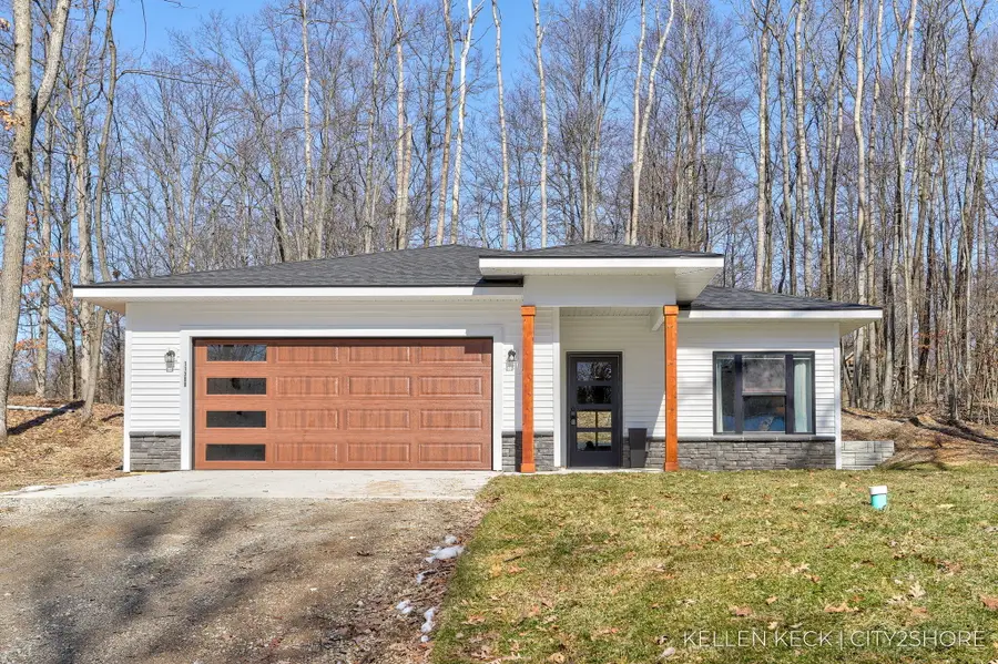 11300 Apache Wells Court, Stanwood, MI 49346 - #2