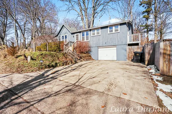 895 Holland Street, Saugatuck, MI 49453
