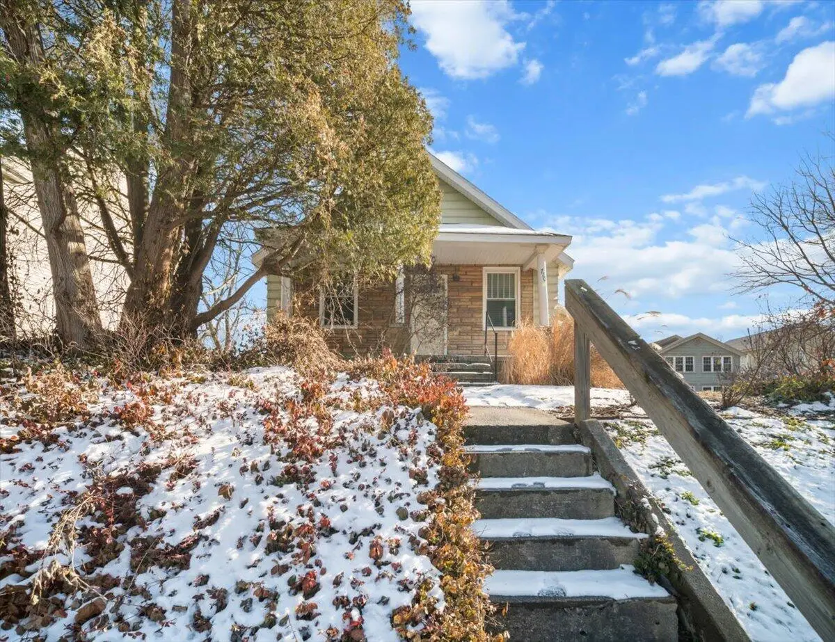 710 Leonard Street Ne, Grand Rapids, MI 49503 - #1