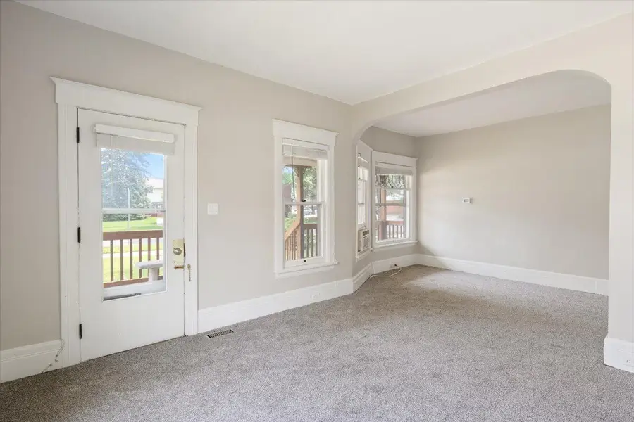 802 S Lafayette Avenue, Royal Oak, MI 48067 - #3