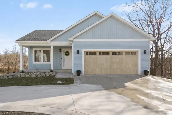 321 W High Street, Union City, MI 49094