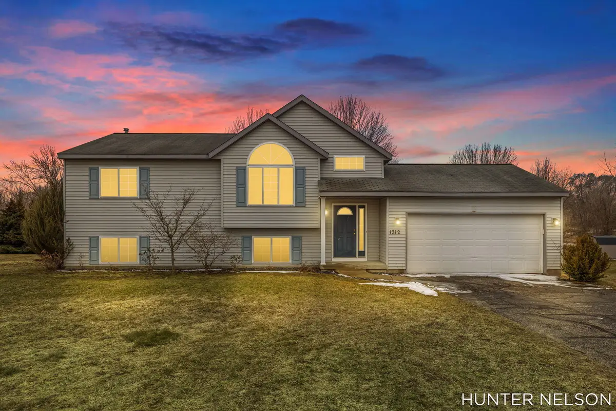 1212 South Hill Drive Nw, Sparta, MI 49345 - #1