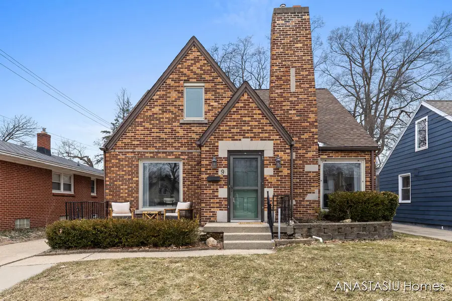 9 Wallinwood Avenue Ne, Grand Rapids, MI 49503 - #2