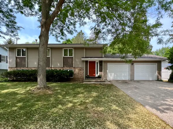 715-717 N Bradley Street, Mount Pleasant, MI 48858