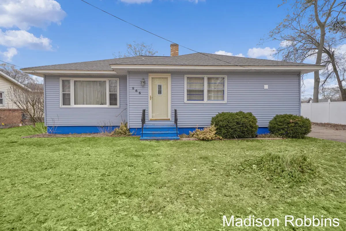 966 Roberts Street, Muskegon, MI 49442 - #1
