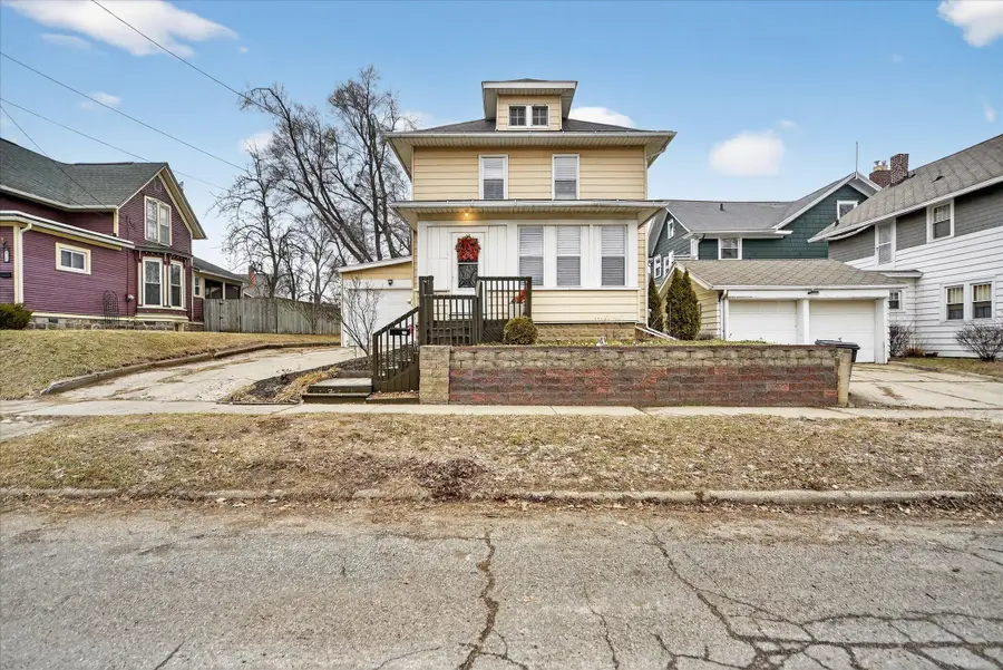 406 Garfield Street, Jackson, MI 49203 - #2