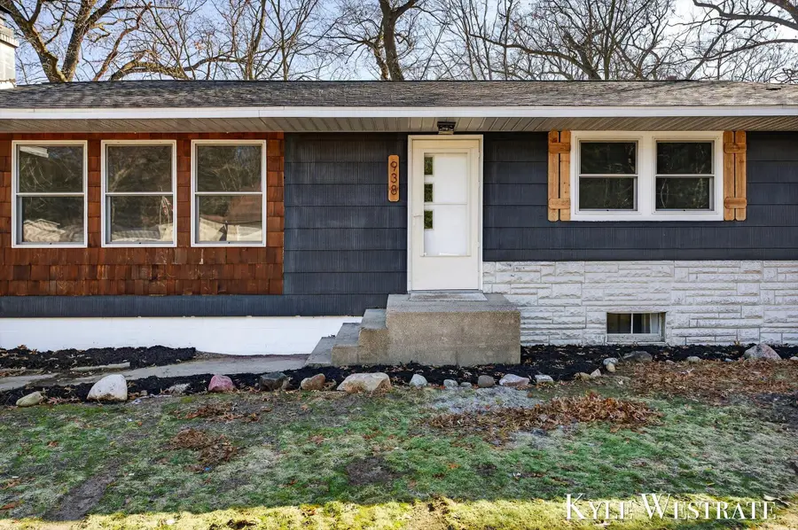 938 Delora Street, Muskegon, MI 49442 - #2