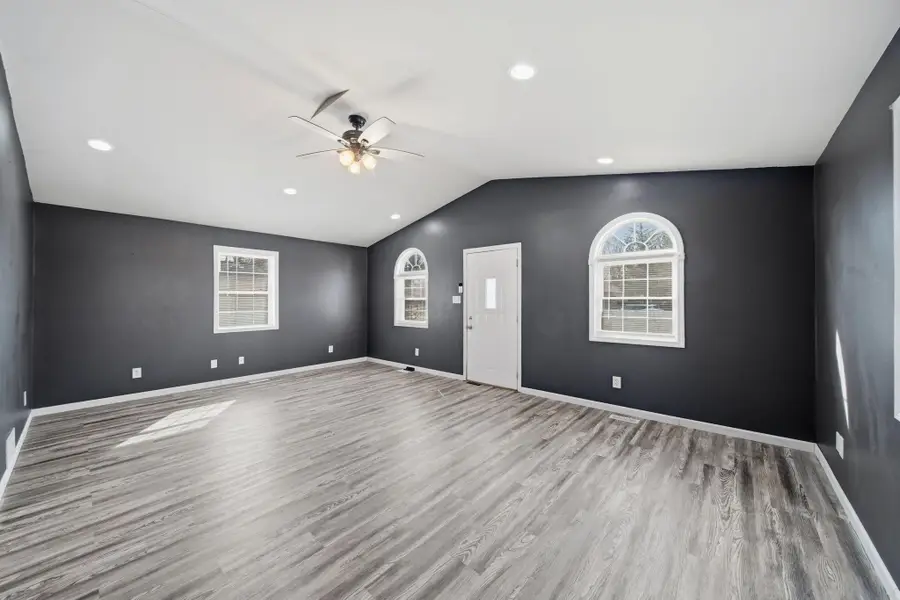 211 Hackett Street, Jackson, MI 49202 - #2