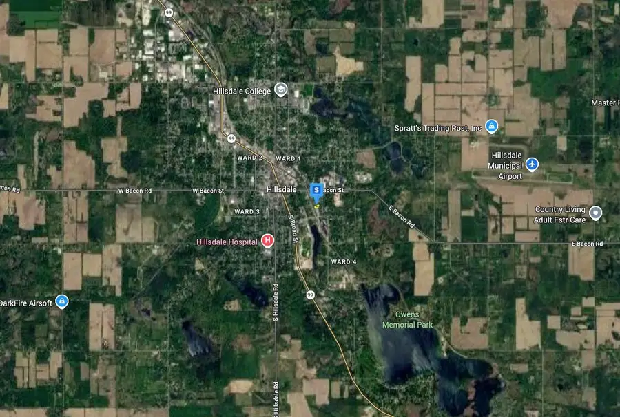 55 E Saint Joe Street, Hillsdale, MI 49242 - #3