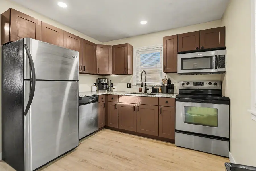 3225 Dearborn Avenue, Kalamazoo, MI 49048 - #3