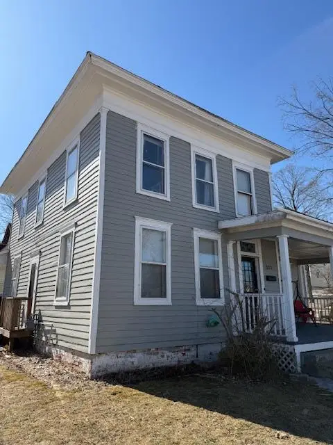 223 W Madison Street, Big Rapids, MI 49307 - #2
