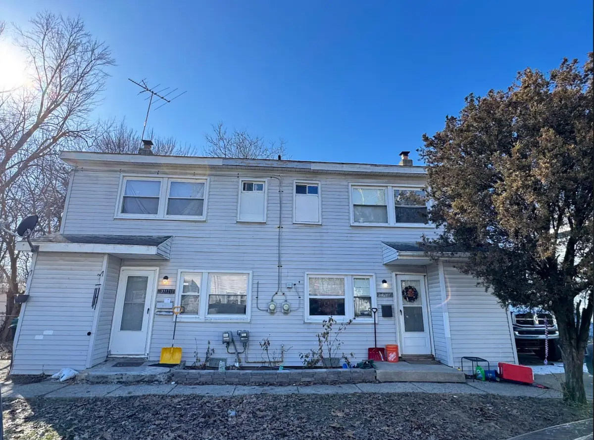 33121 Alberta Street, Westland, MI 48186 - #1