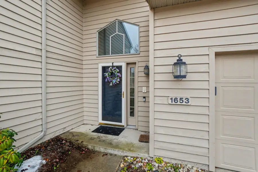 1653 E Harbour Towne Circle, Muskegon, MI 49441 - #3