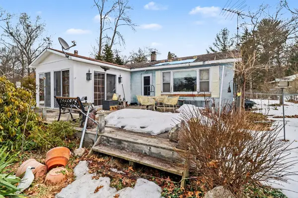 203 S Maple Road, Branch, MI 49402