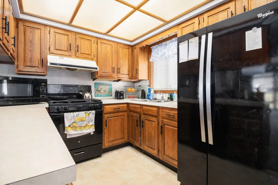 5822 Leisure S Drive Se, Grand Rapids, MI 49548 - #3