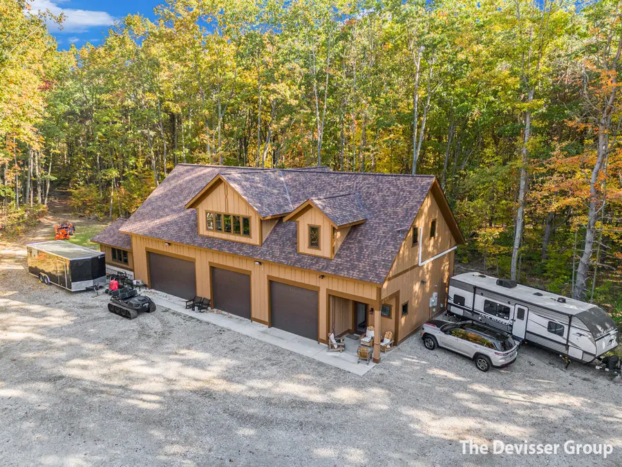 5837 Timber Bluff Trail, Fennville, MI 49408 - #2