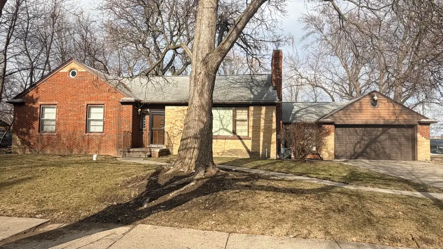 18759 Huntington Avenue, Harper Woods, MI 48225 - #3