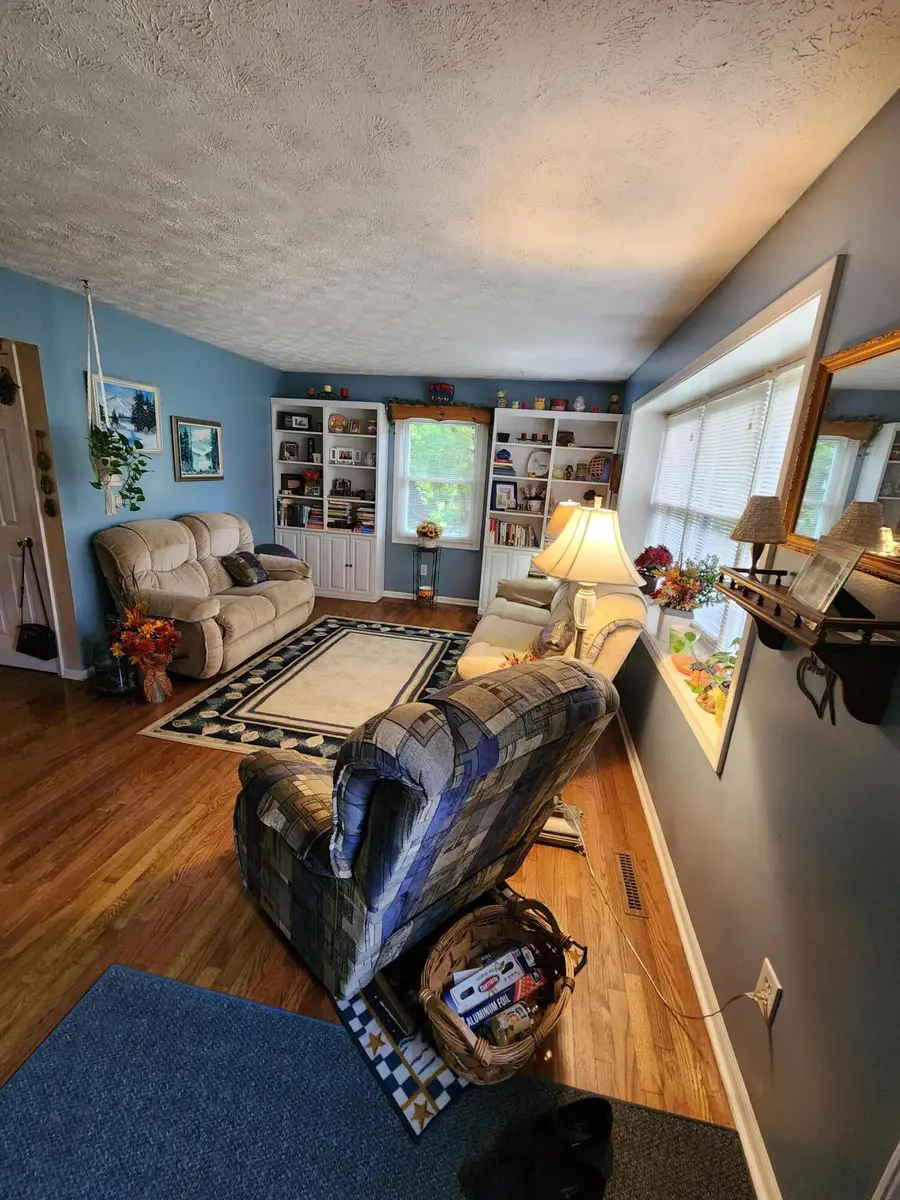 936 James Street, Plainwell, MI 49080 - #2