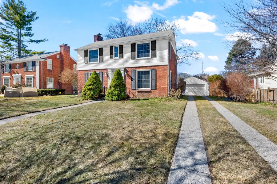 576 Golfview Boulevard, Birmingham, MI 48009 - #2