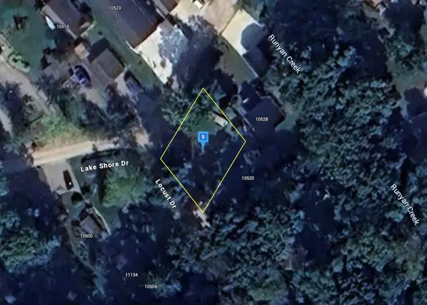 10510 Lakeshore Drive, Fenton, MI 48430