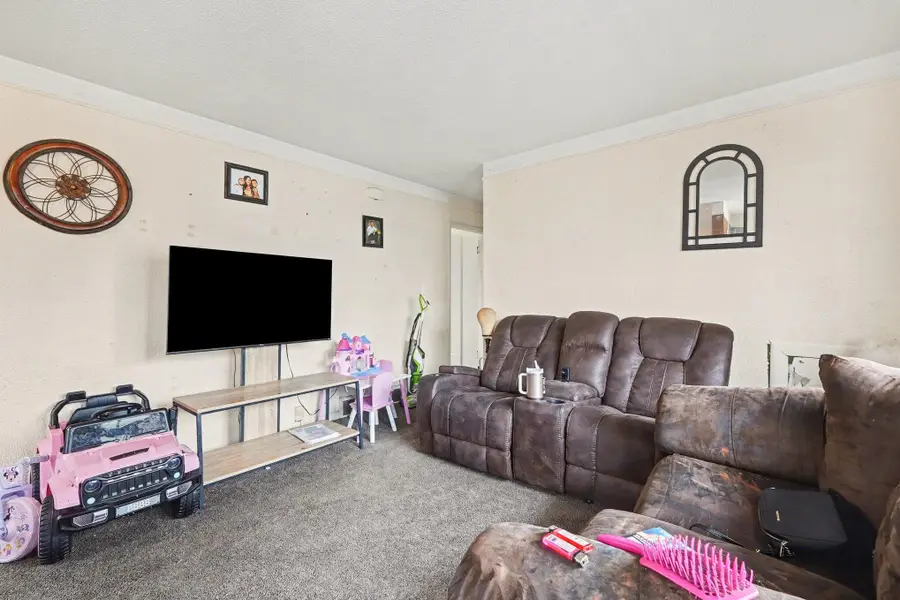 508 Linda Vista Drive, Pontiac, MI 48342 - #3