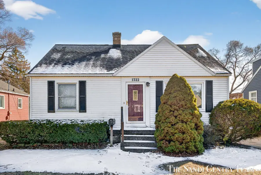 1322 Waverly Avenue, Grand Haven, MI 49417 - #2