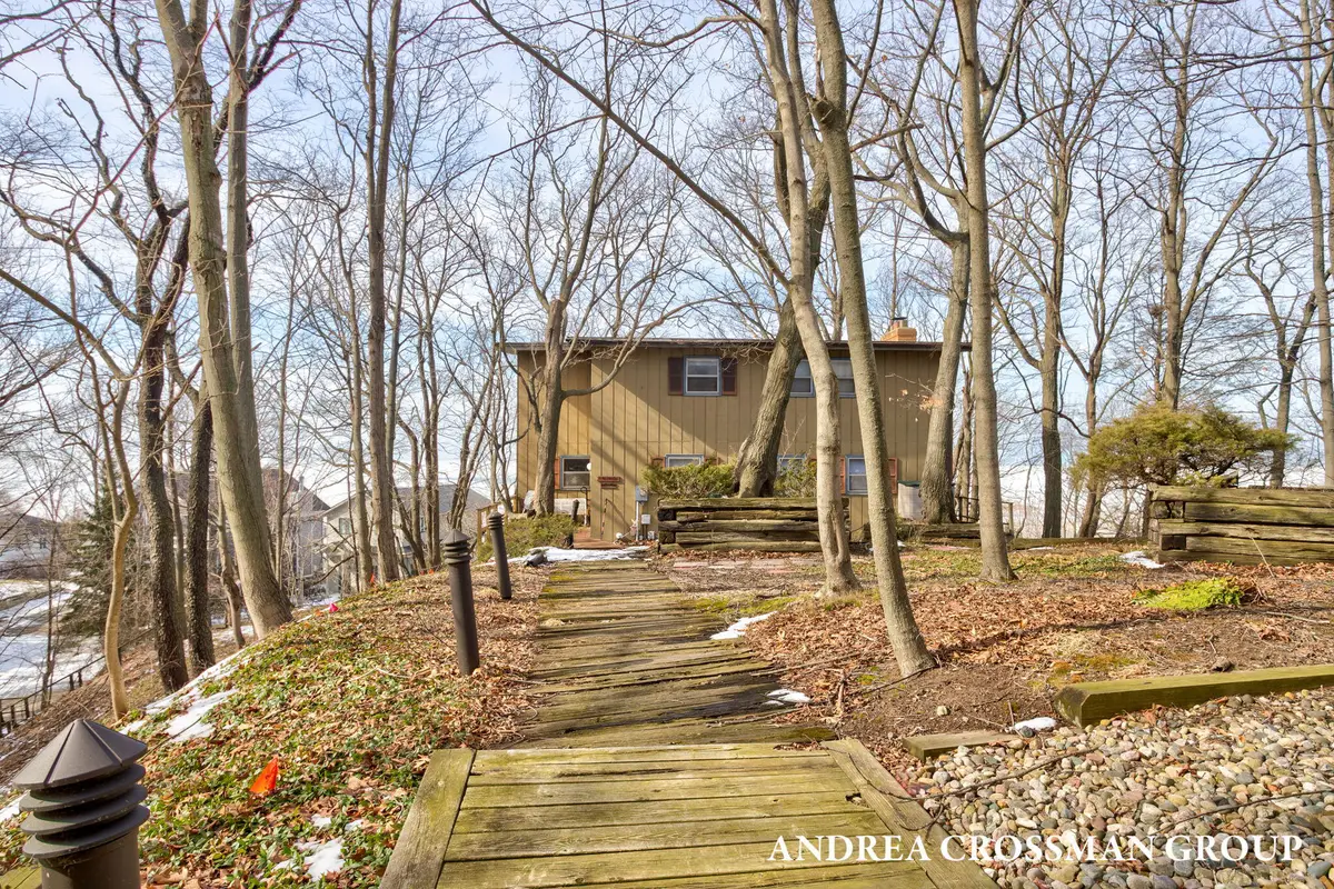 2421 Crescent Walk, Macatawa, MI 49434 - #1