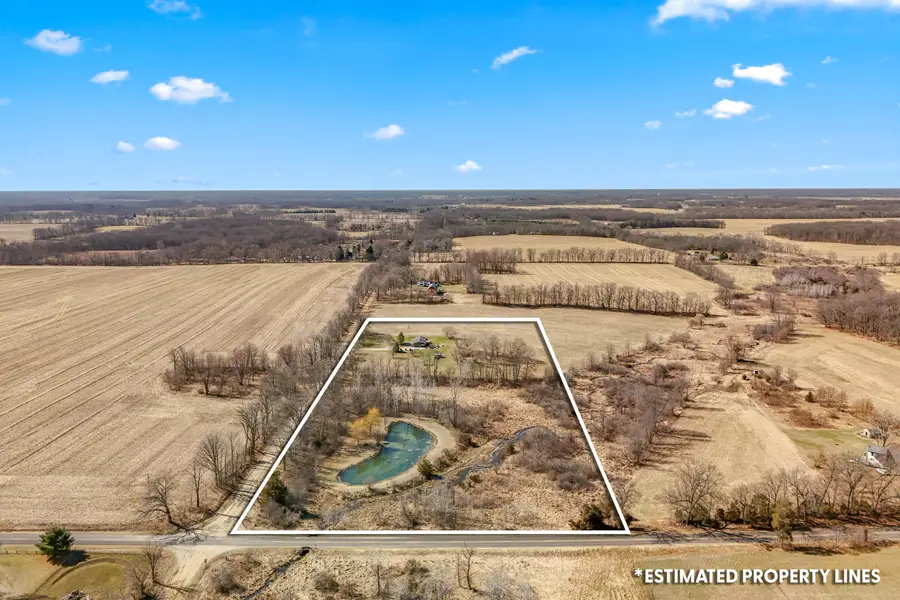 3250 W Hastings Lake Road, Jonesville, MI 49250 - #2