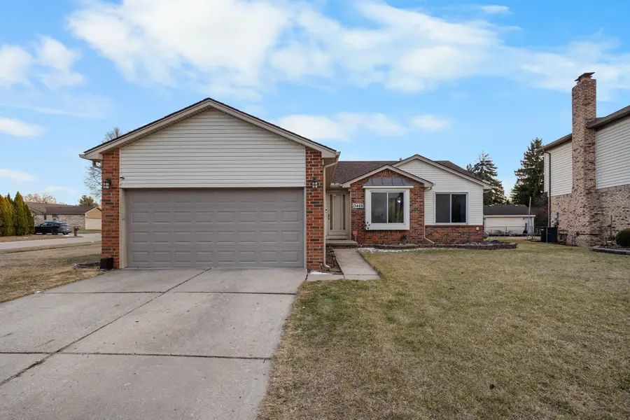 13468 Mair Drive, Sterling Heights, MI 48313 - #2