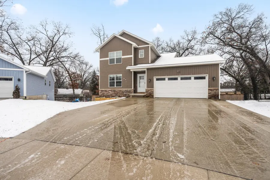 1514 Chapel Street Sw, Wyoming, MI 49509 - #2